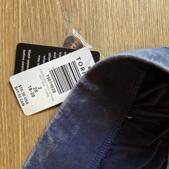 Torrid mini super soft button up blue distressed skirt size 2x NWT - Picture 4 of 7